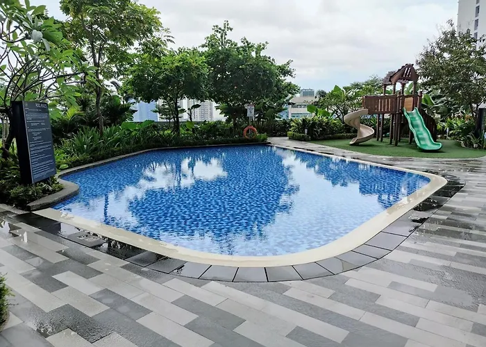 Stunning 2br In Air Residences Makati High Floor And Wfh With 300mbps Wifi Apartment Manila