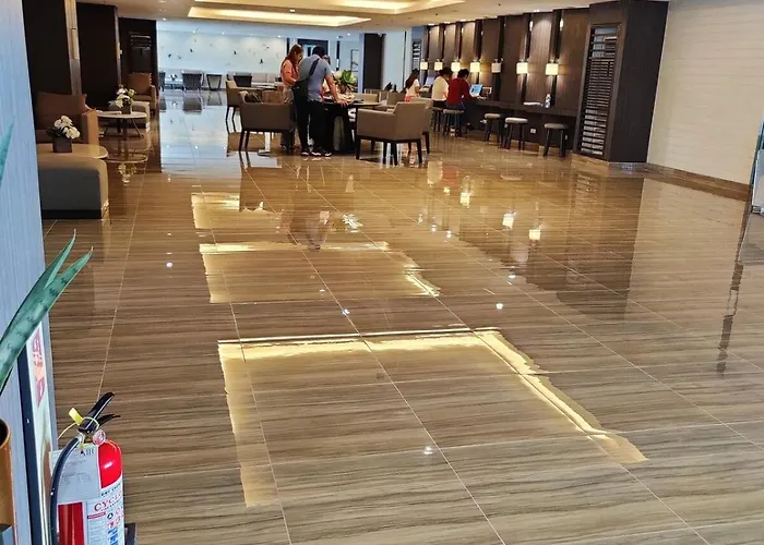 Stunning 2br In Air Residences Makati High Floor And Wfh With 300mbps Wifi *