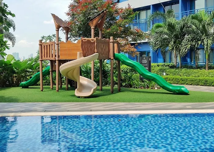 Apartment Stunning 2br In Air Residences Makati High Floor And Wfh With 300mbps Wifi